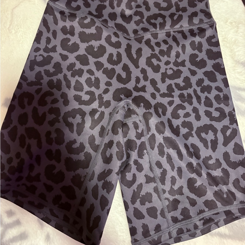 High-Waist Black Leopard Print Bike Shorts